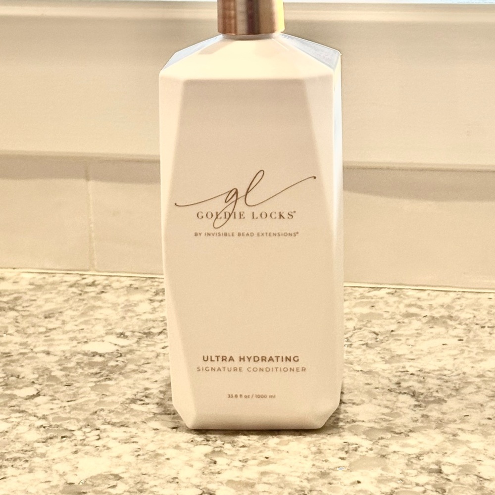 Goldie Locks Ultra Hydrating Conditioner large Pump Bottle. New & Unused.